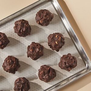[도스트]레디 투 베이크 도우 트리플 초콜렛(100g*24ea) 대표 이미지